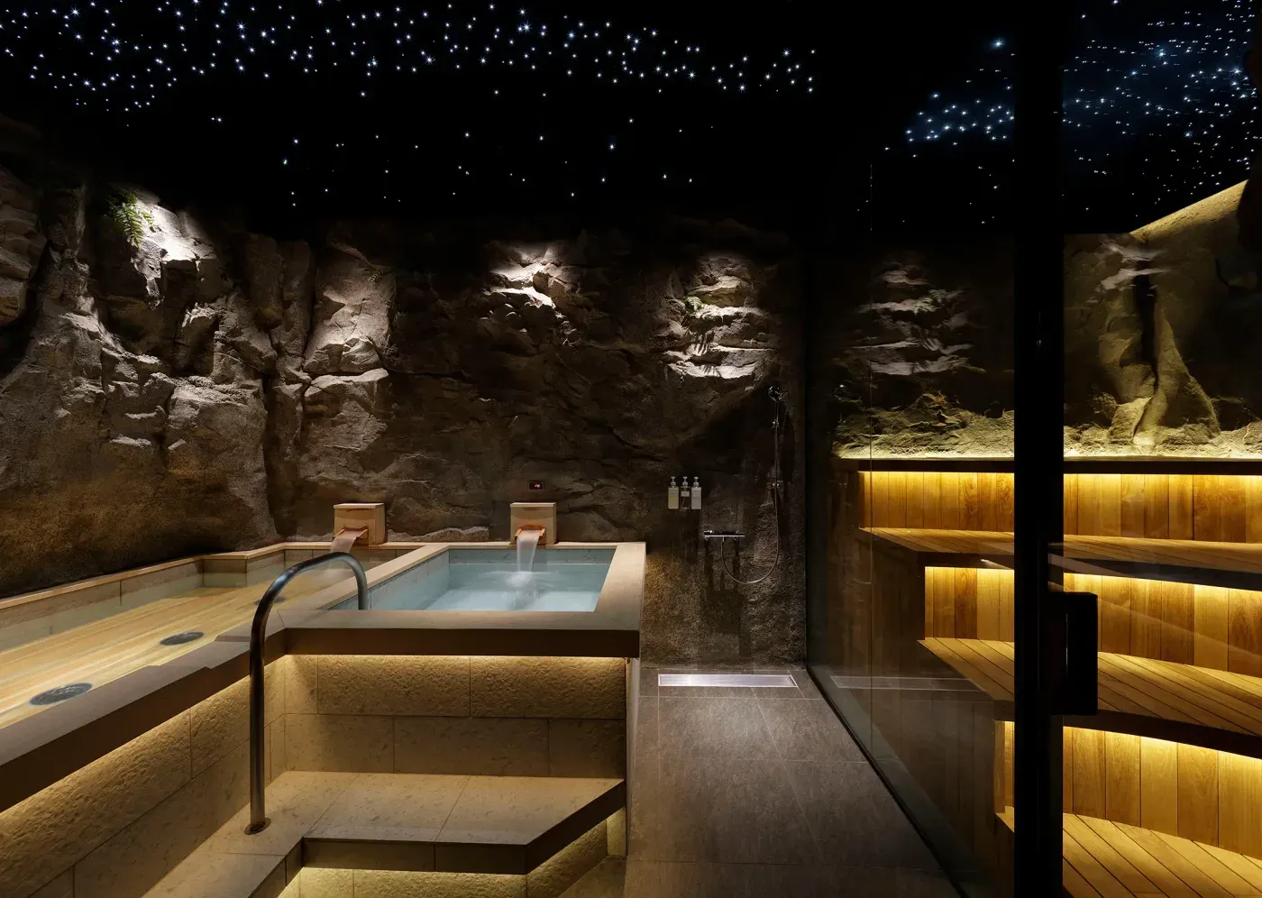 東京六本木の個室サウナKUDOCHI onsen